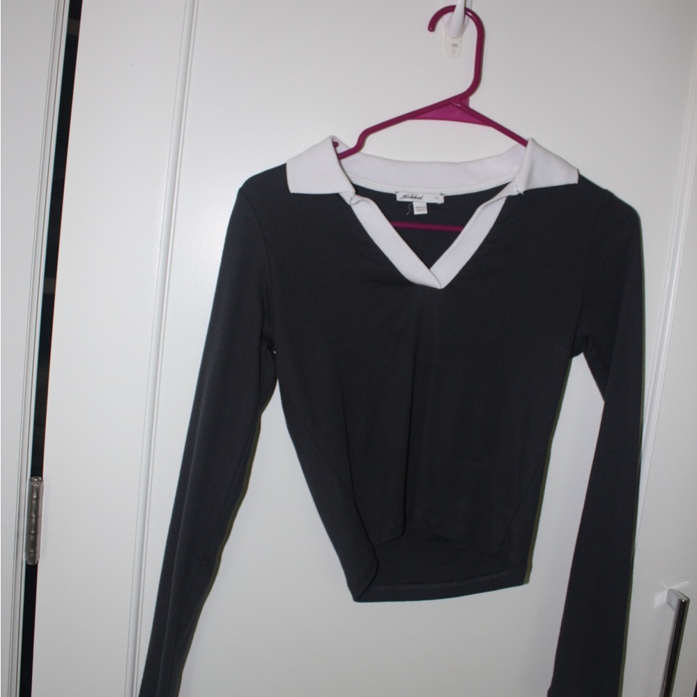 Black and White Long Sleeve Fitted Crop Blouse with Sailor Collar